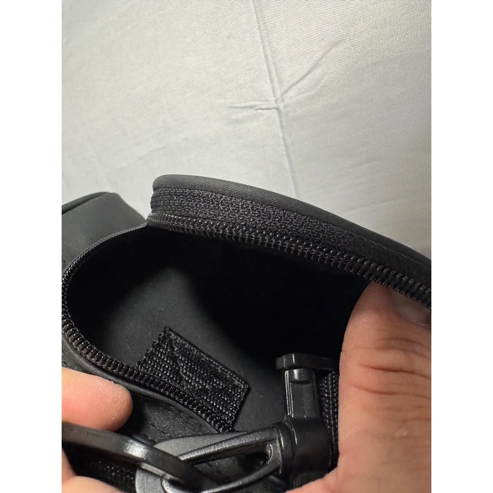 80s/90s Samsonite Black Padded Camera/Camcorder Shoulder Bag   Adjustable Strap